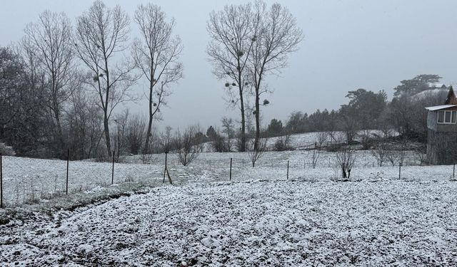 Kastamonu Ramazan Bayramı’nı kar yağışıyla karşıladı