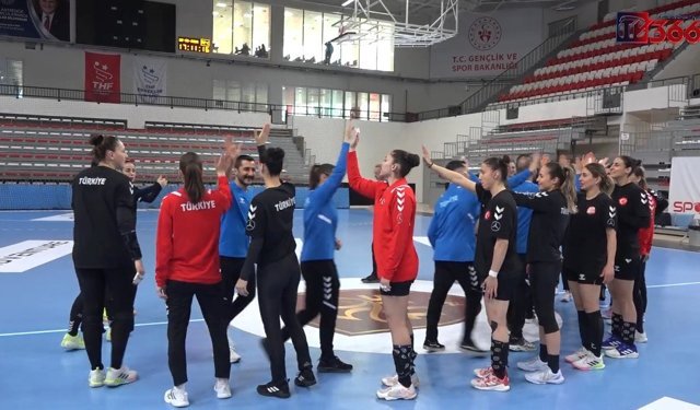 Milliler Kastamonululardan dopdolu bir tribün bekliyor