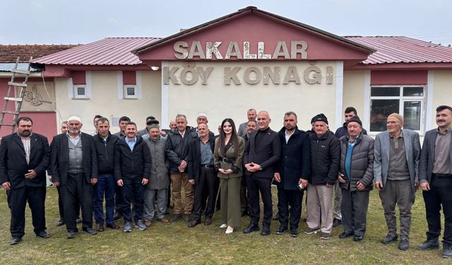 Muhtar Ebru Uzun Kınık Köyü’nde geleneği yaşattı