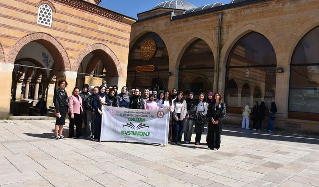 Tosyalı öğrenciler “Okulum Kastamonu” ile şehri yerinde keşfetti