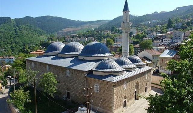 Fatih’in Defterdarından kalan kubbe: Küre Ulu Cami
