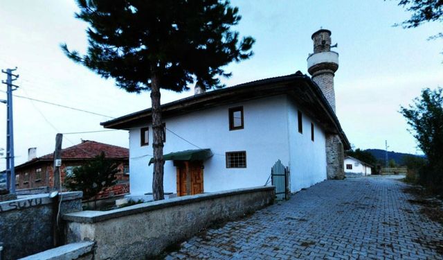 Manevi Bir İnziva: Şeyh Mehmet Efendi Türbesi