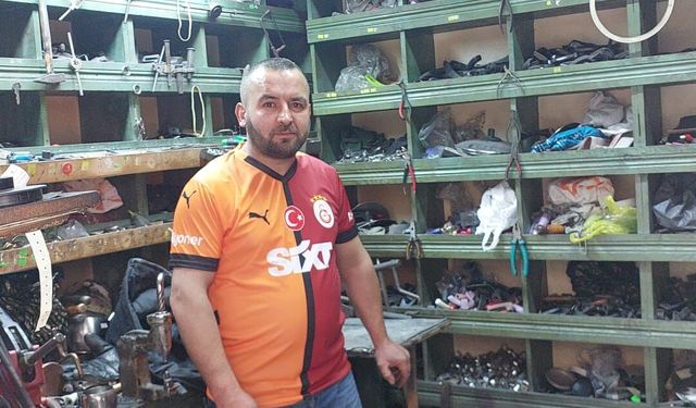 Galatasaray Aşkını işyerine taşıdı