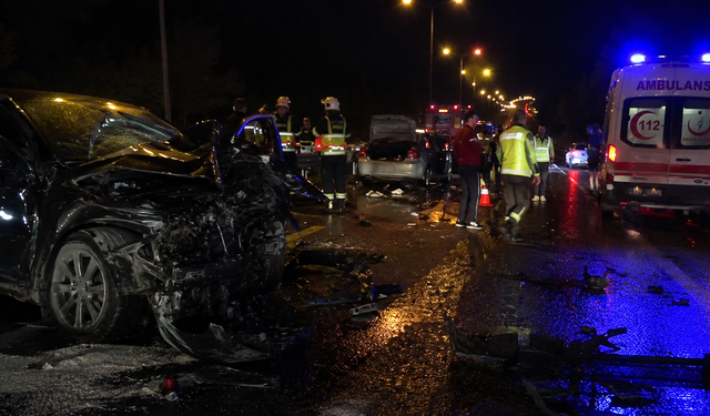 Trafik kazalarında 51 kişi hayatını kaybetti