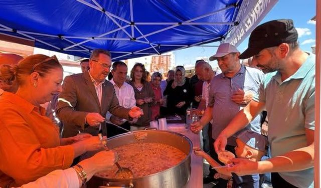AK Parti'den Kuzeykent'te aşure ikramı