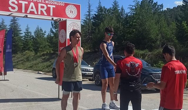 Çankırı’da Kastamonu rüzgarı: Duatlonda kürsü başarısı