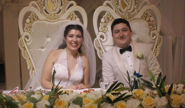 Çömlekçi ve Sezer Ailelerinin en mutlu günü