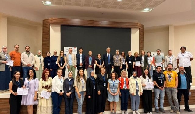 Kastamonu’da matematik öğretmenlerine TÜBİTAK destekli eğitim