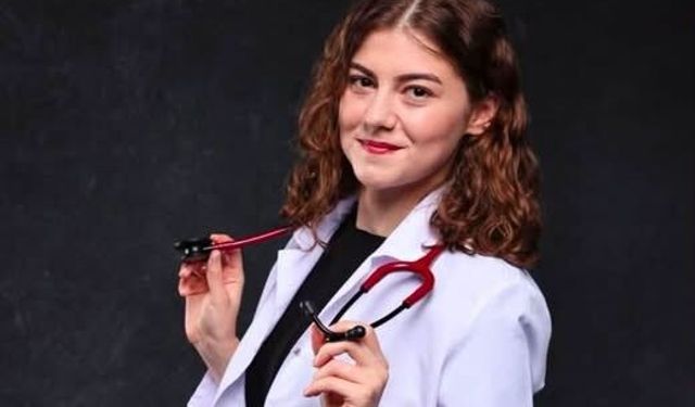 İnebolulu genç doktor beyaz önlüğünü giydi