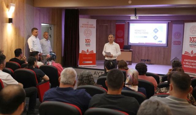 Kastamonu'da eğitim kurumlarında yönetici yetiştirme programı başladı