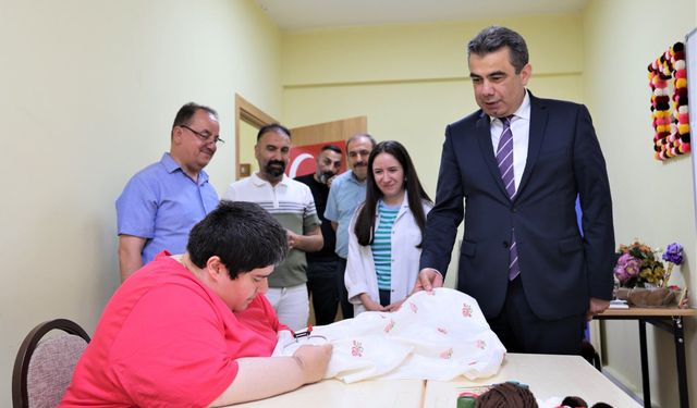 Hasan Gümüş, özel kursiyerlerle bir araya geldi