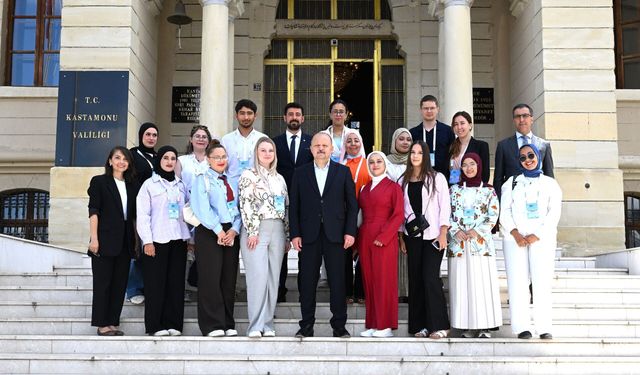 Vali Meftun Dallı, uluslararası öğrencilerle buluştu