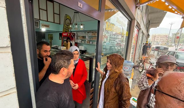 Vekil Ekmekci'den Cide açıklaması: "Yaraları sarmak için sahadayız"