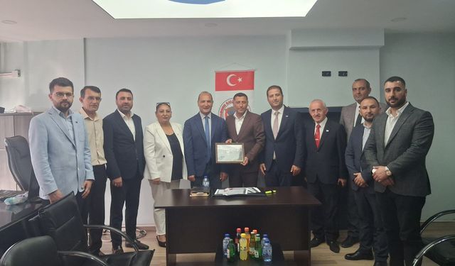 Anahtar Partisi'nden Kastamonu Kalkındırma Derneği'ne ziyaret