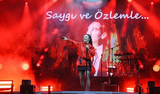 Fatma Turgut, Kastamonu’da binlerce kişiyi coşturdu