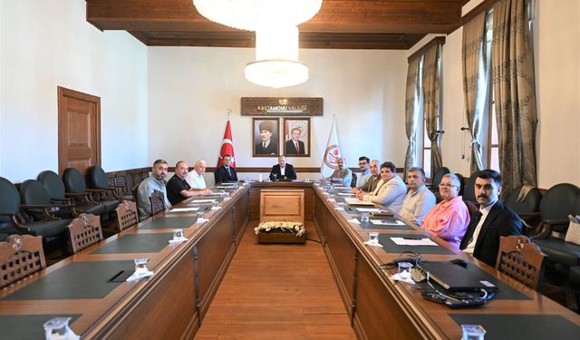 Kastamonu Valiliği’nde Tosya OSB zirvesi