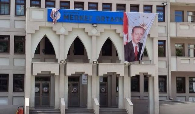 İYİ Parti Kastamonu'dan Atatürk ve Türk bayrağı tepkisi