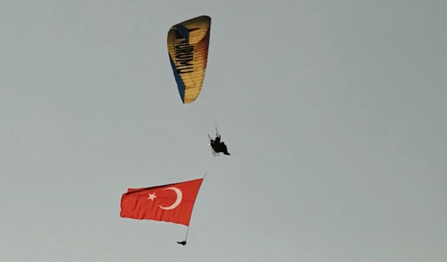 Kastamonu'da Sarımsak Festivali'nin coşkusu gökyüzüne taşındı
