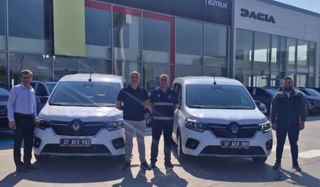 İnebolu Belediyesi araç filosuna 2 yeni araç kazandırdı