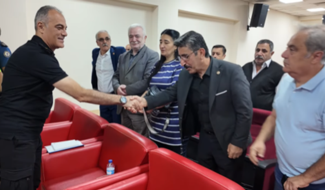 Kastamonu Emniyet Müdürü Tamer Taş'tan muhtarlar toplantısı