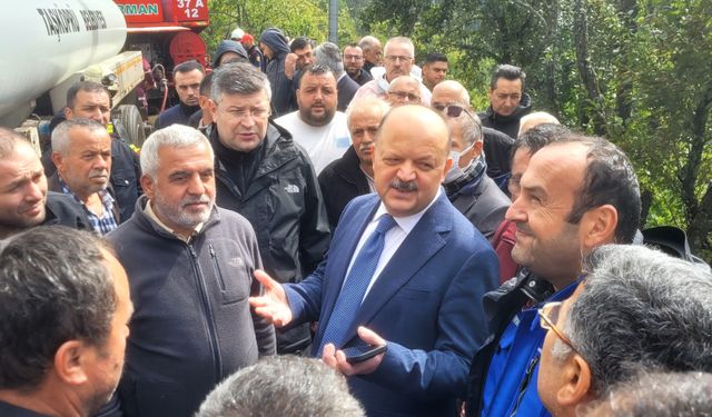 Kastamonu’daki köy yangınında Vali Dallı son durumu açıkladı