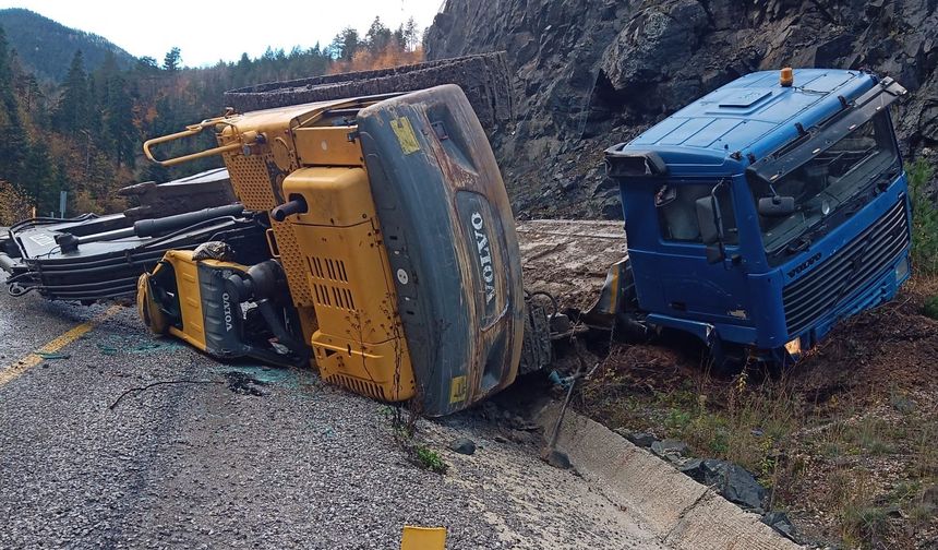 Cide'nin o köyünde fırtına çatıları uçurdu - Kastamonu İstiklal