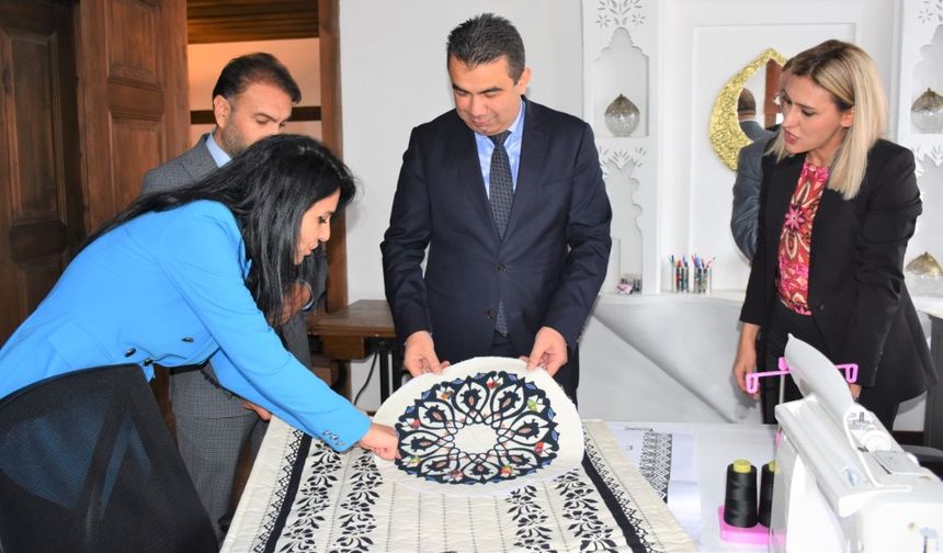 Gümüş: "El sanatlarımızla tarihi değerlerimiz korunuyor"