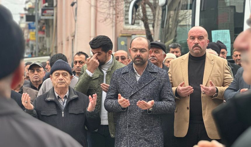 Tosya'da umreciler dualarla uğurlandı