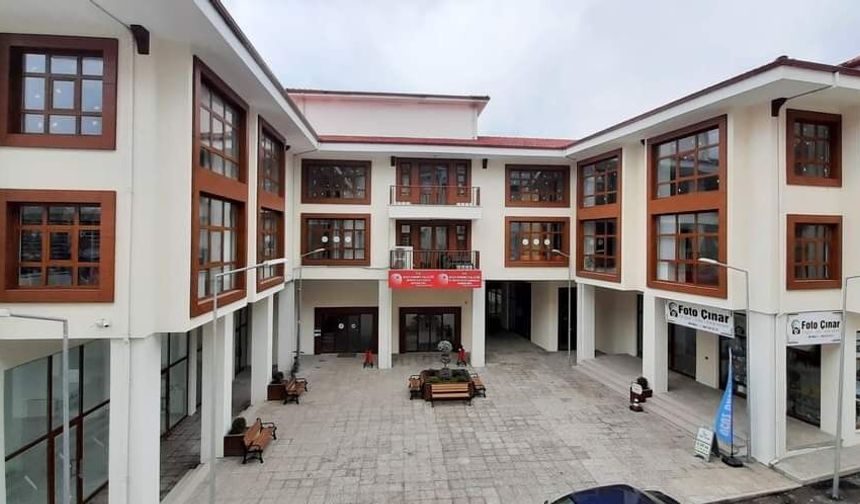 Kastamonu İl Nüfus ve Vatandaşlık Müdürlüğü nerededir, adres bilgileri, iletişim bilgileri nedir, müdürü kimdir ?