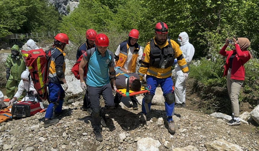 Horma Kanyonu'nda 10 kişi kurtarıldı!