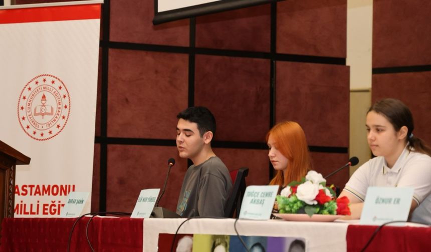 Mustafa Kutlu ve Cengiz Aytmatov Paneli gerçekleştirildi