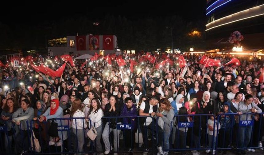 Feridun Düzağaç, Kastamonu'yu coşturdu