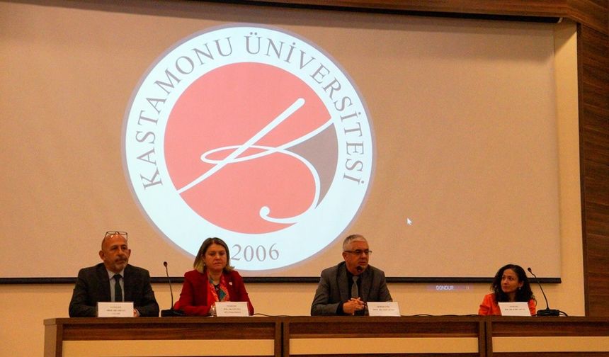 Kastamonu Üniversitesi'nde 'Konumuz: Cumhuriyet'