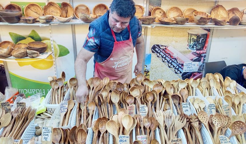 Kastamonu'nun şimşir kaşıkları Diyarbakır'da ilgi odağı oldu