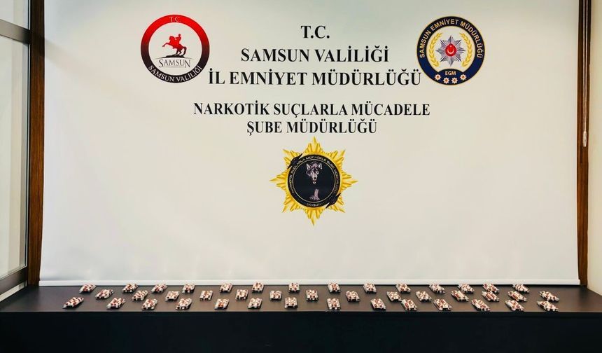 Motosiklette binlerce sentetik ecza ele geçirildi: 1 gözaltı
