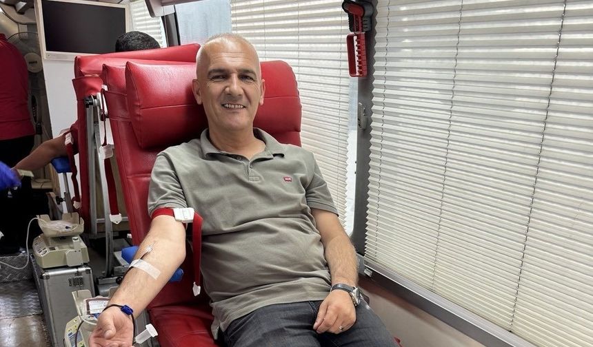 Başkan Altıkulaç kan bağışının ilk damlası oldu