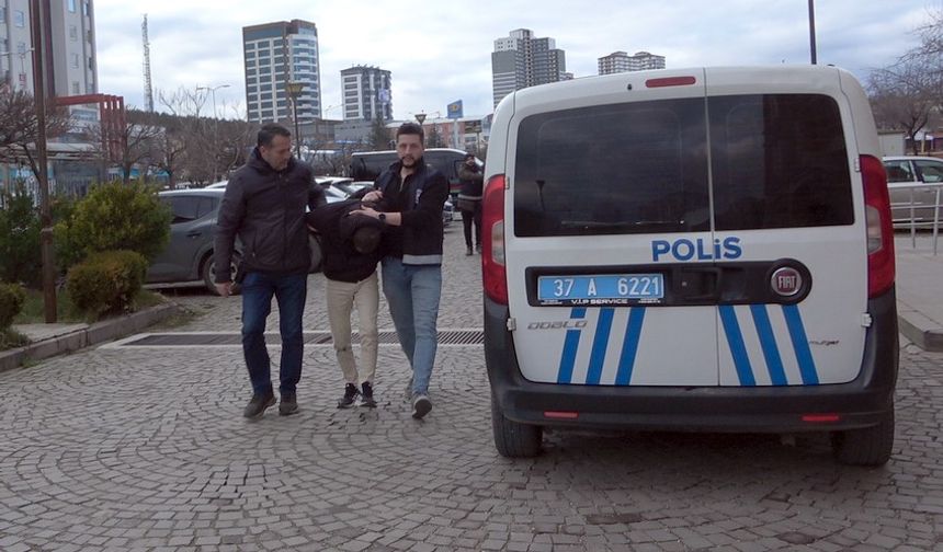 Ölümle biten bıçaklı kavgada zanlılar adliyeye sevk edildi