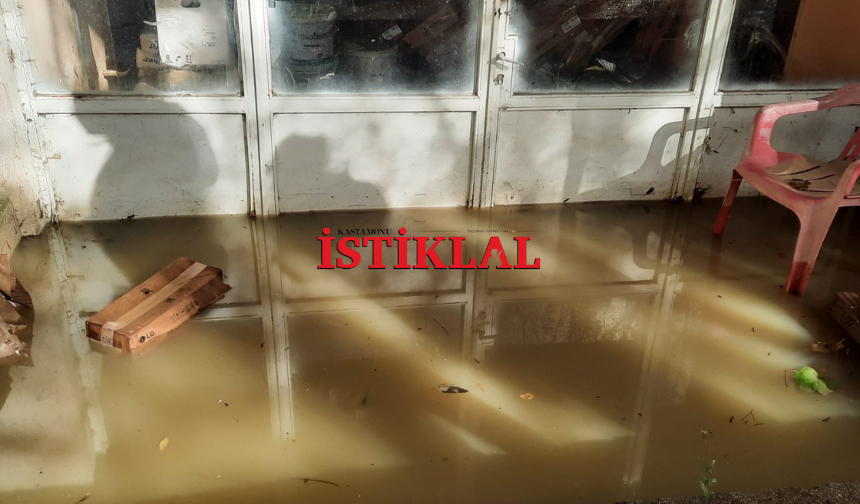 Cide TSM binası sular altında kaldı