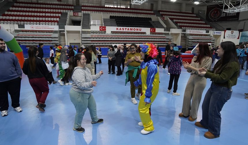 Kastamonu’da sevgi ve dayanışma parkurda buluştu