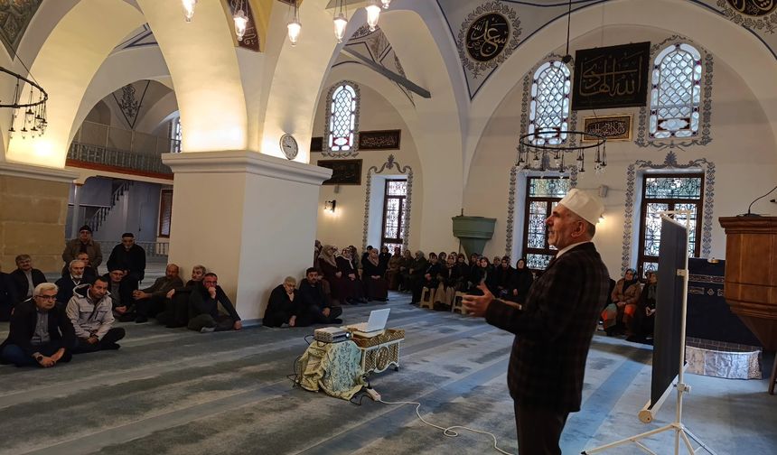 Nasrullah Camii’nde umre yolcularına özel program