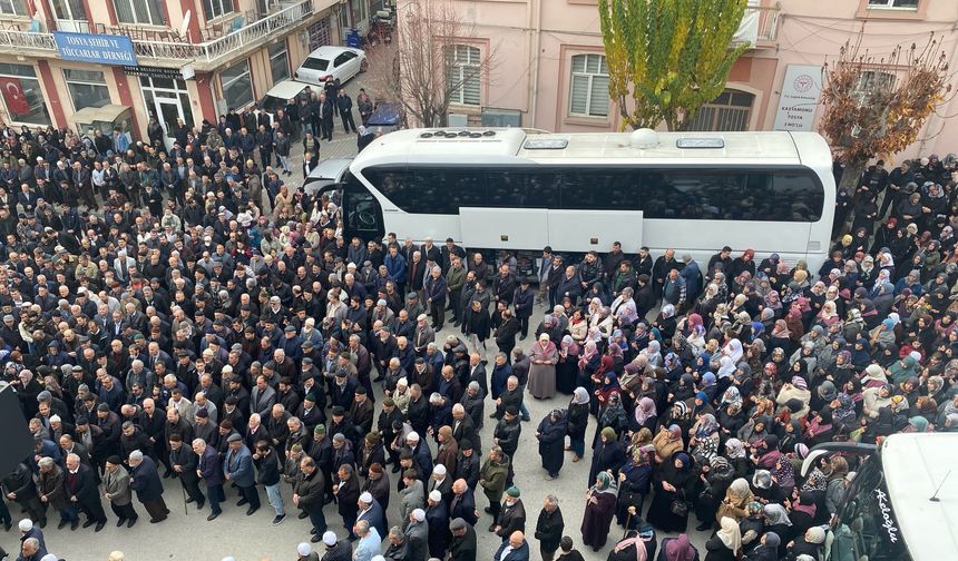 Umre yolcuları Kastamonu'dan dualarla uğurlandı