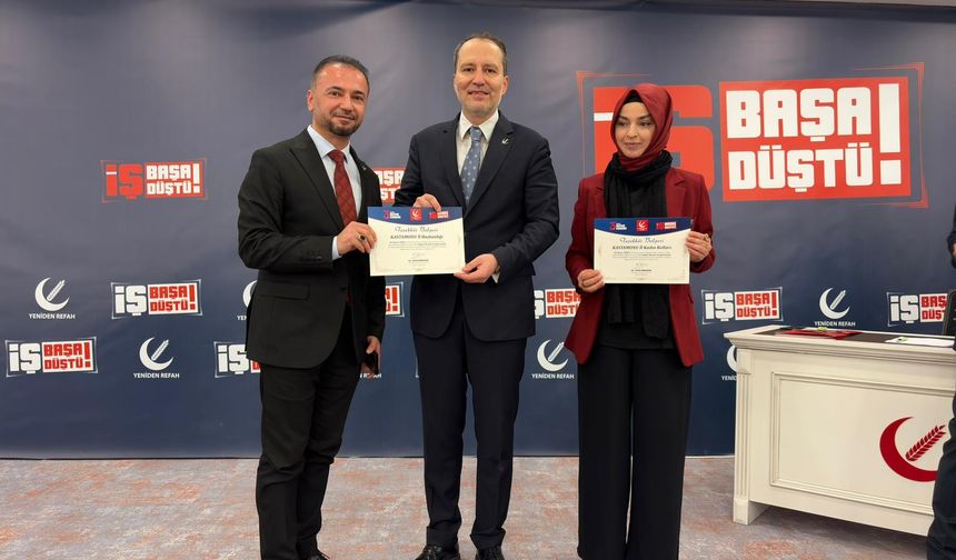 Erbakan'dan Yeniden Refah Kastamonu teşkilatına teşekkür