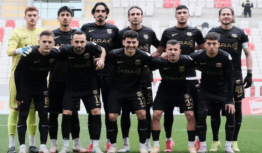 Zirve mücadelesinde gözler Gazi Stadı’nda olacak