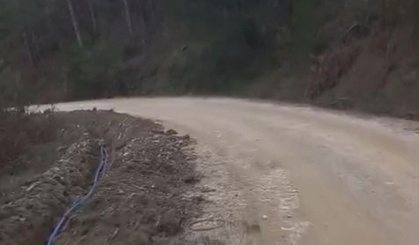 Cideli vatandaş 4 aydır tamamlanmayan hizmete tepki gösterdi