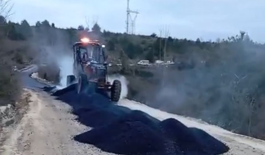 Cide’de servis yolunun asfaltlanmasına başlandı