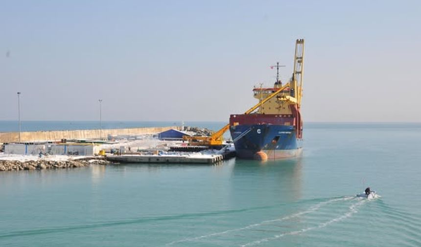 İnebolu limanı geçen yıl rekor üstüne rekor kırdı!