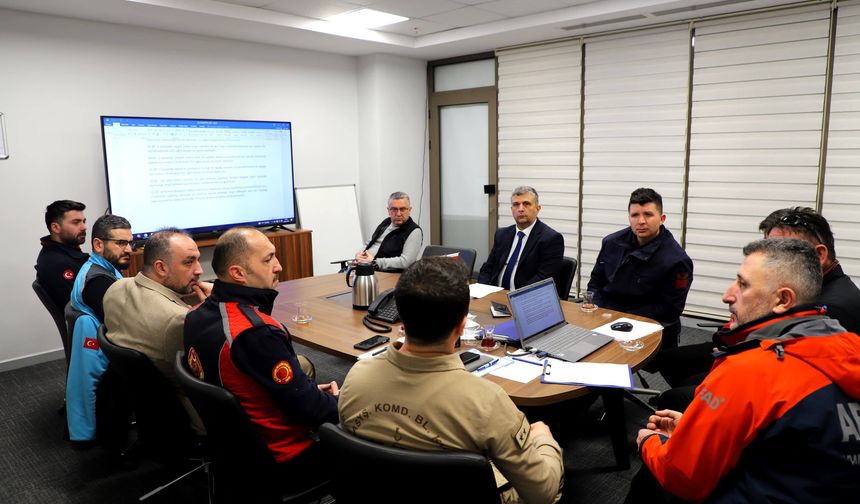 Çığ tatbikatı öncesi hazırlık toplantısı