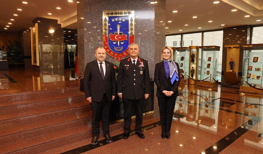 Uluay ve Ekmekci Orgeneral Çardakcı’yı ziyaret etti