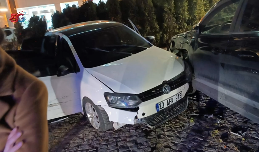 150 kilometre hızla Kastamonu plakalı araçla çarpıştı