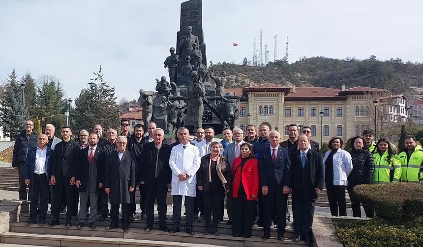 Cumhuriyet Meydanı'nda Tıp Bayramı kutlandı